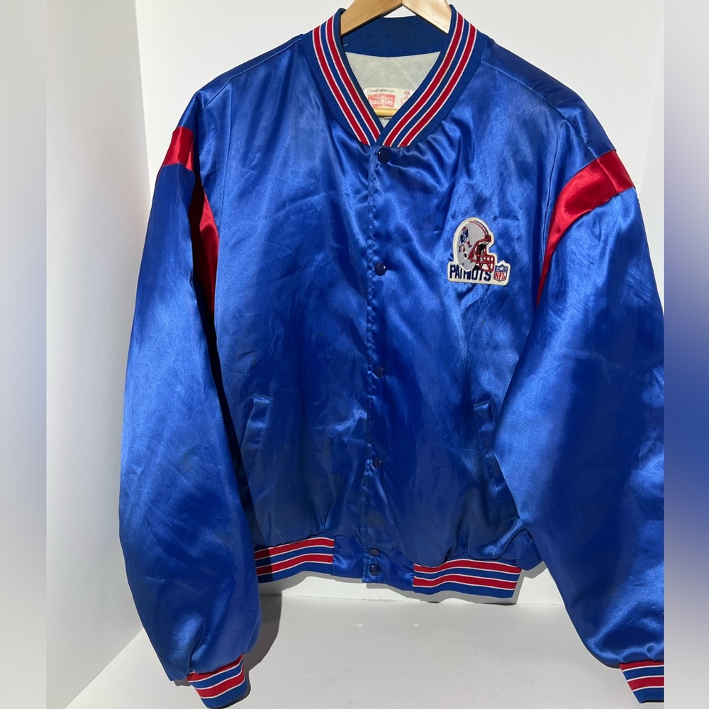 Vintage Swingster New England Patriots nylon jacket two XL